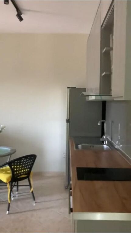 Rent | Garsoniere | Brryli | 400 €/month