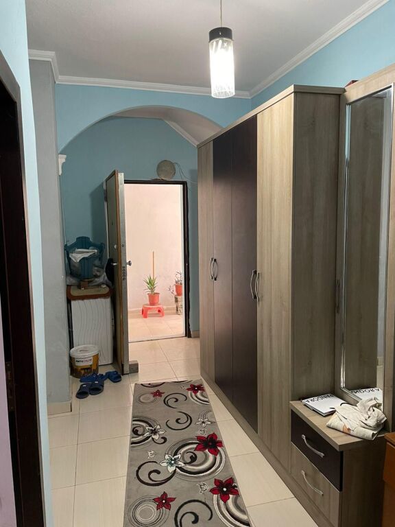 🏢Prane zones se Don Boskos,jepet me qera apartament 2+1,i mobiluar 40,000Leke