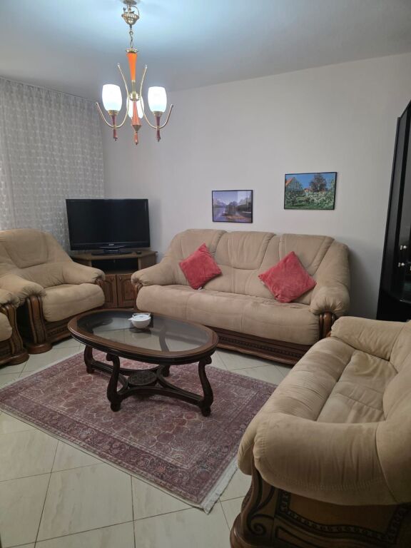 JEPET ME QERA APARTAMENT 2+1 – RRUGA SIRI KODRA 🏡