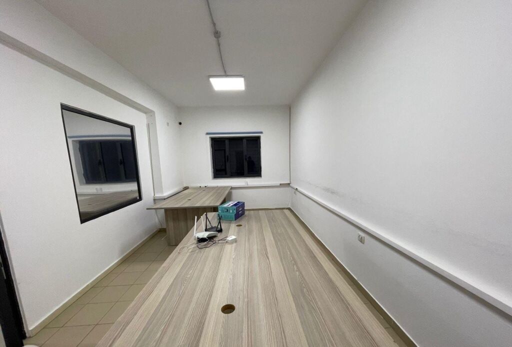 Affitto | Ambjent Biznesi | Pazari i Ri | 750 €/mese