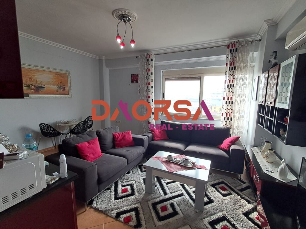 Shitet Apartament 1+1 në Plazh, Durrës