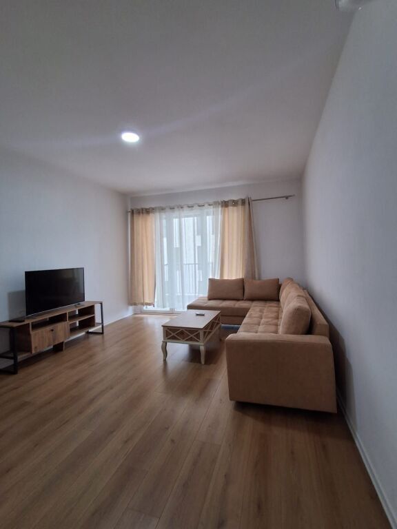 Apartament me qira tek Fiori di Bosco.