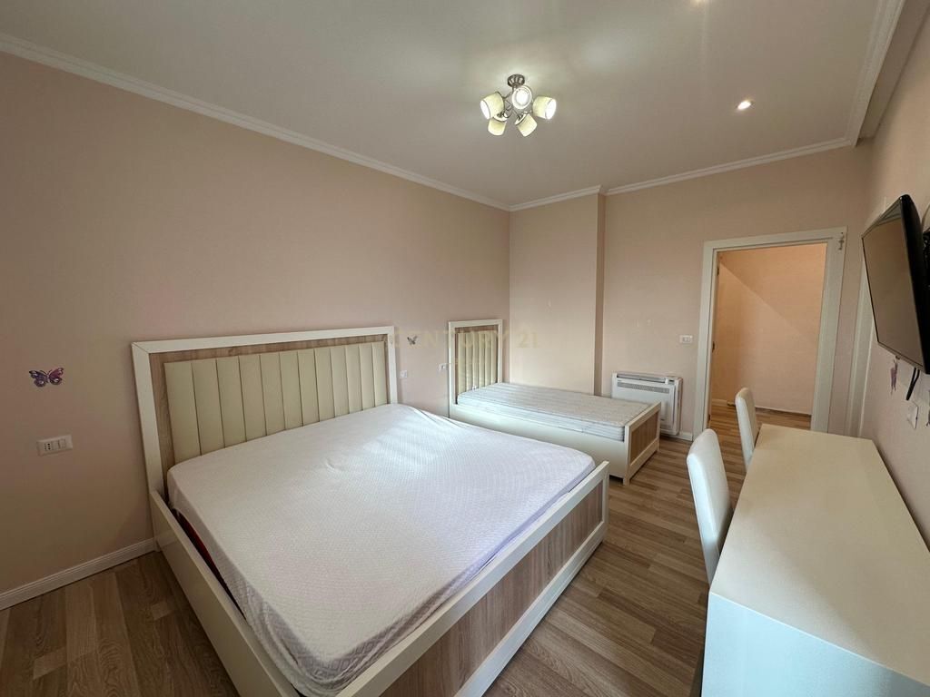 SHITET APARTAMENT 2+1 NE FRESK