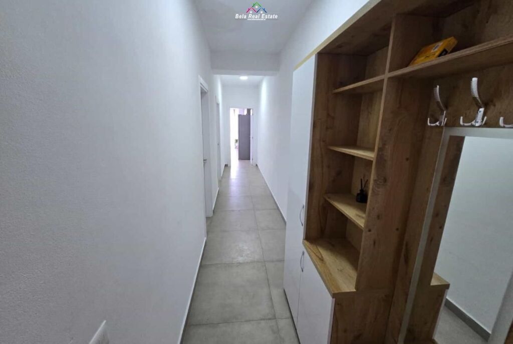 Appartamento In Affitto 2+1 Vicino alla Farmacia 10 (ID B2201890) Tirana