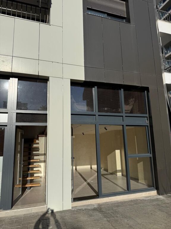 🏘️ For Rent: Shop 25m² - Ground Floor (Mine Peza / Golden Tower) 🔥 Ideal for your business | Great opportunity ✨️ 35,000 Lek/Month 💶💶