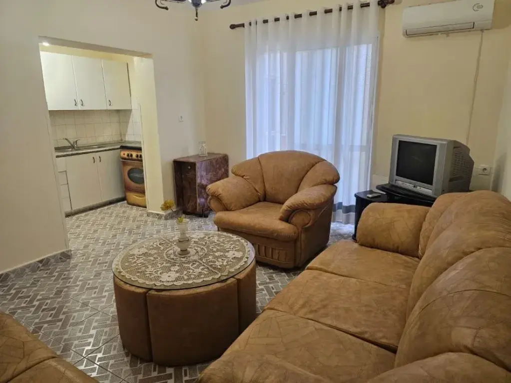 Qera | Apartament 3 + 1 | Bulevardi Zogu i Parë | 600 €/muaj