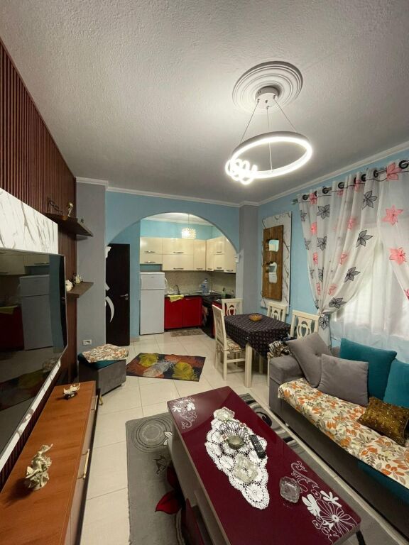 🏢Prane zones se Don Boskos,jepet me qera apartament 2+1,i mobiluar 40,000Leke