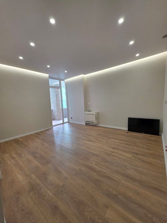 In vendita, Appartamento 1+1, Komuna e Parisit, Tirane