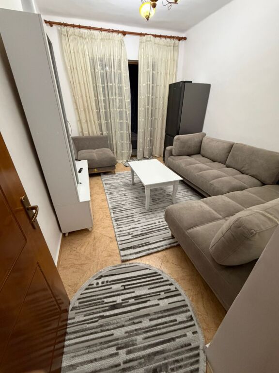 Rent | Apartament 1 + 1 | Kinostudio | 450 €/month