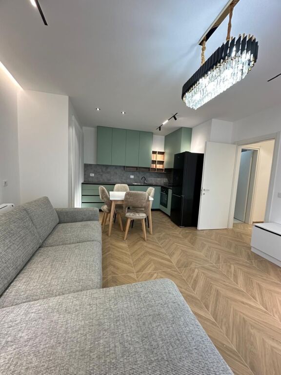 Shiten dy apartament se bashku, Rezidenca Oasis