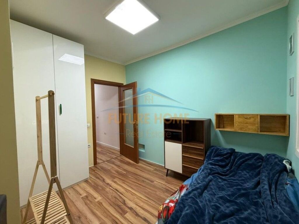 For sale, Apartment 3+1+2+ Parking Space, Dry Lake, Tirana.