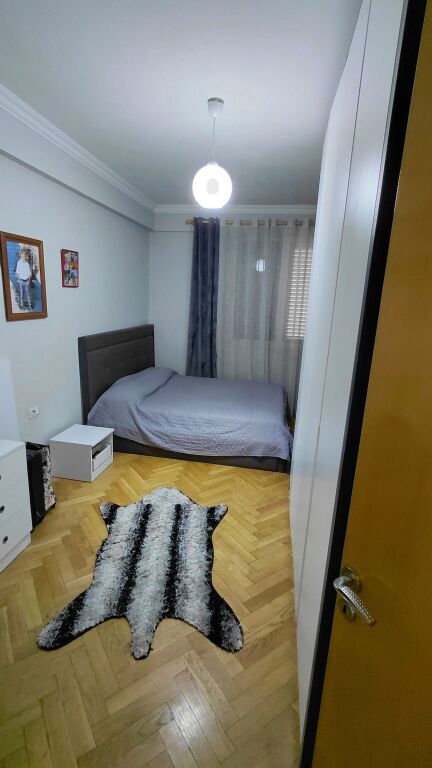 Appartamento fresco 2+1 +garage per 2 auto arredato