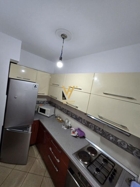 AFFITTASI APPARTAMENTO 2+1+BLK VICINO AL PALAZZO CON FRECCIA 550 EURO