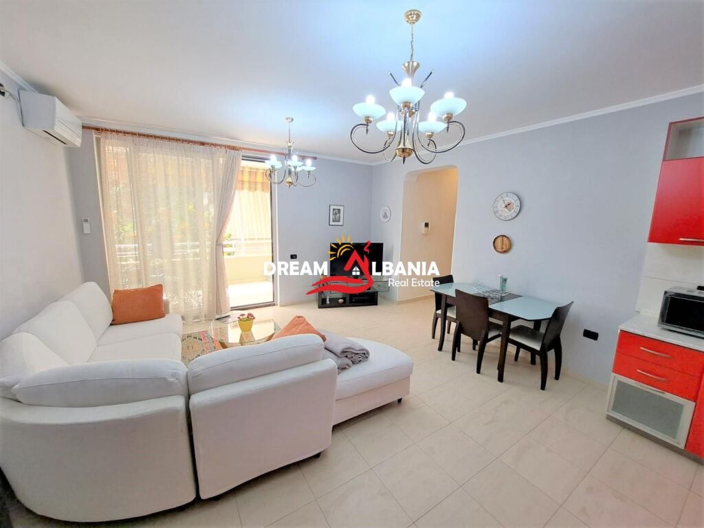 Appartamento 2+1 in affitto in via Fortuzi vicino al Ministero della Giustizia a Tirana (ID 4221203)