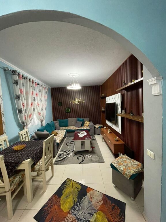 🏢Prane zones se Don Boskos,jepet me qera apartament 2+1,i mobiluar 40,000Leke