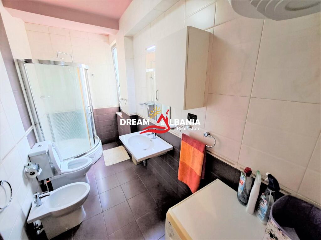Appartamento 2+1 in affitto in via Fortuzi vicino al Ministero della Giustizia a Tirana (ID 4221203)