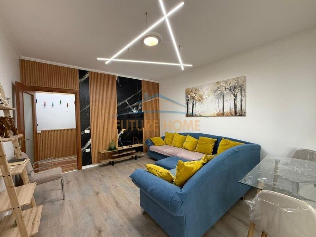 For sale, Apartment 3+1+2+ Parking Space, Dry Lake, Tirana.