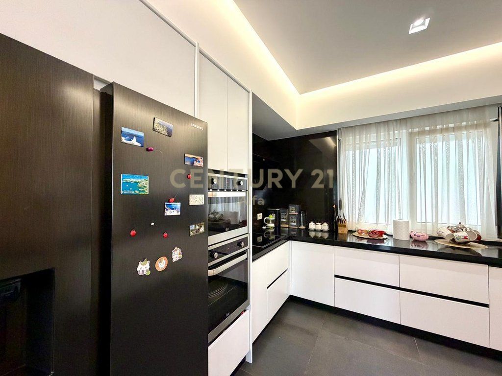 Apartment 2+1+2+Parking Space for sale
