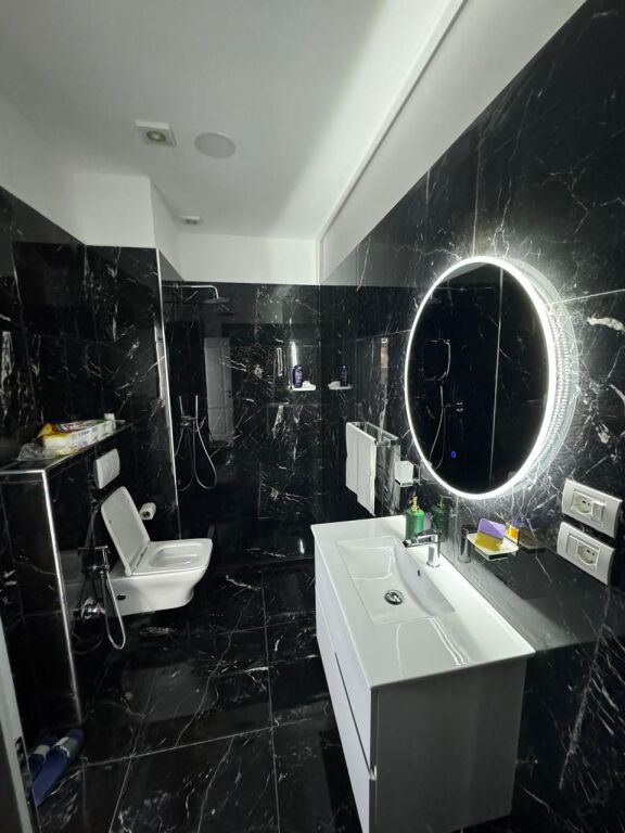 Qera | Apartament 1 + 1 | Rruga Siri Kodra | 800 €/muaj