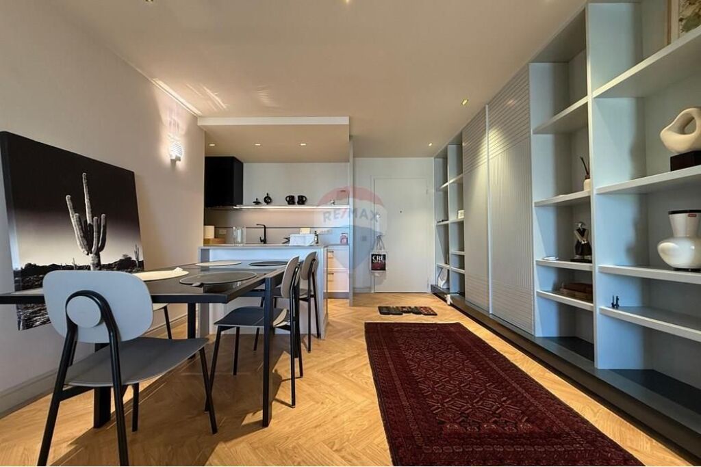 Apartament - Për Shitje - Ambasada Amerikane, Tiranë