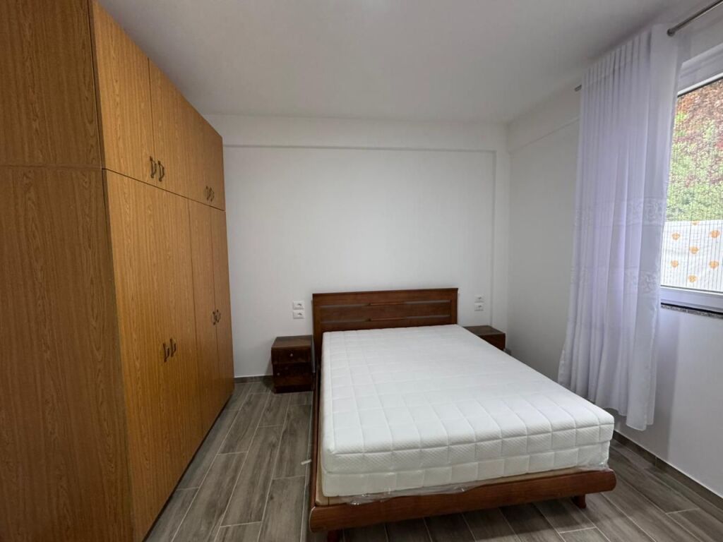 Apartament 2+1+2 Ballkone me qira – Kombinat !