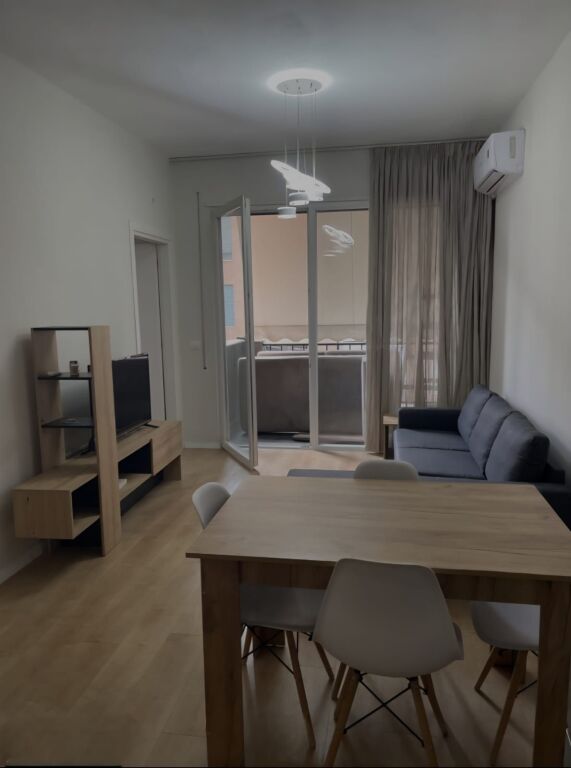 Affitto | Apartament 2 + 1 | Rruga Dervish Luzha | 550 €/mese