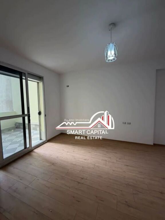 SHITET APARTAMENT 2+1+2 te ROSSMAN LALA,SKELË