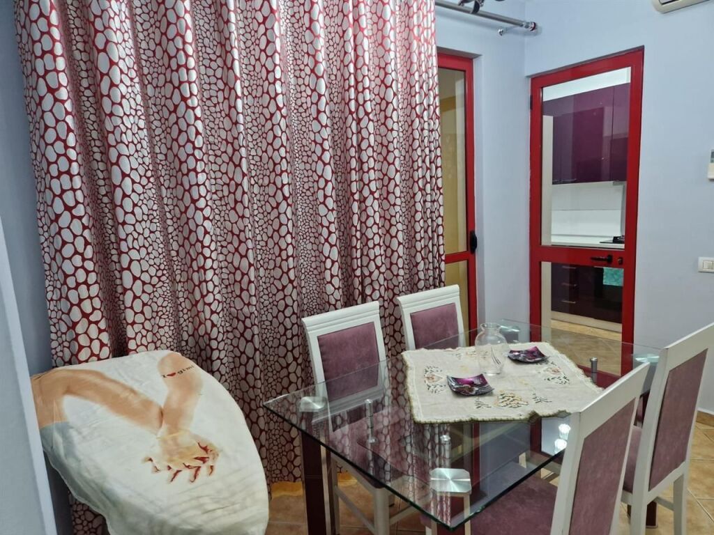 Qera | Apartament 3 + 1+ Garazhd | Zogu i Zi | 800 €/muaj