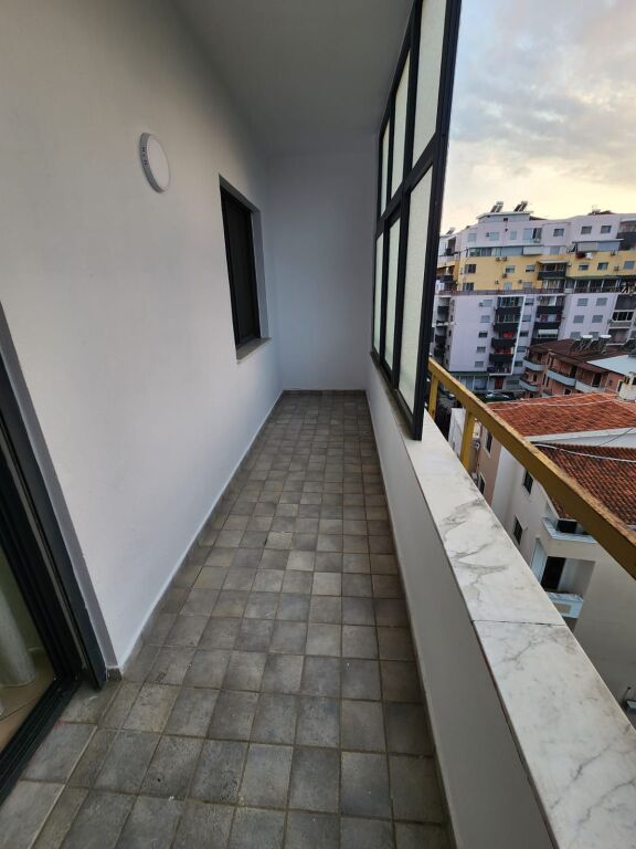 Shitet Apartament 1+1, Plazh Hekurudha,Durrës