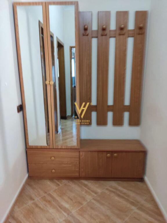 JEPET APARTAMENT 1+1+BLK ME QIRA TE SIRI KODRA 40.000 LEKE