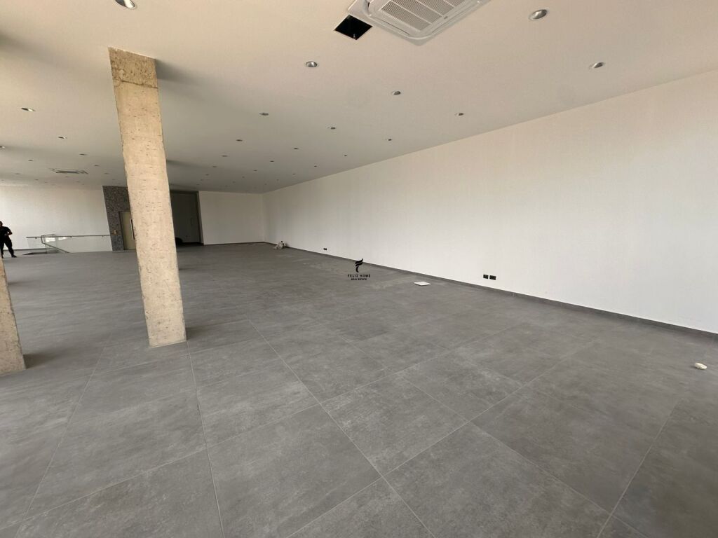 MAGAZZINI IN AFFITTO 260 M2 VORE 2.000 EURO FH-73135