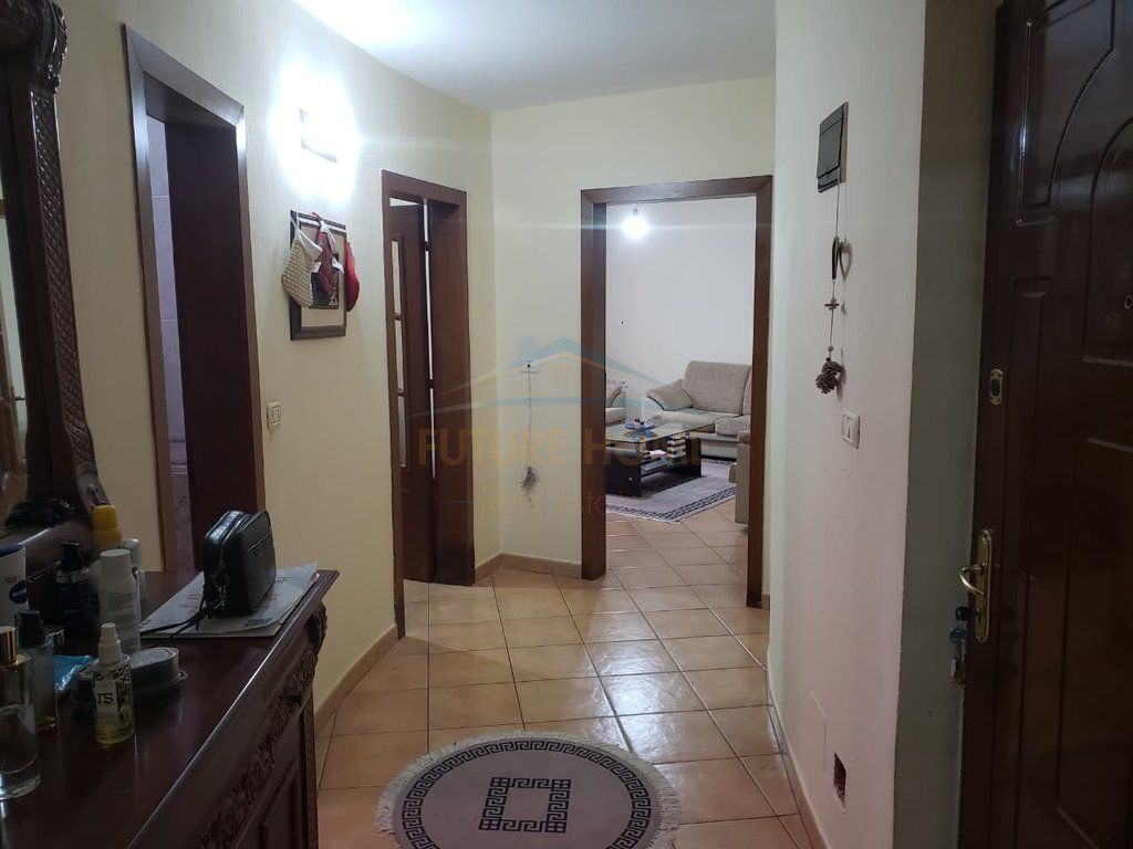 Qera, Apartament 1+1, Laprake, Tirane.