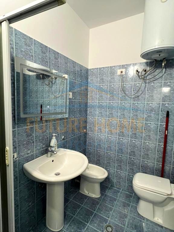 Affitto, Appartamento 1+1, Via Fortuzi, Tirana.
