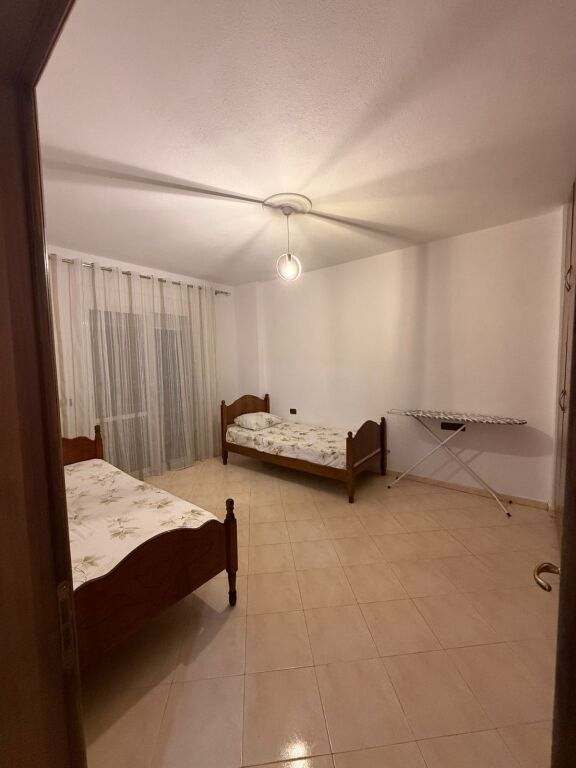 Apartament 2+1 me qera