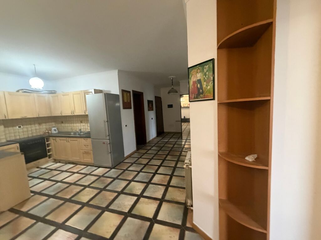 2*1,per zyra ose banim,te komune e parisit,500 euro