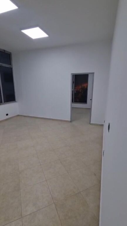 Affitto | Ambjent Biznesi | Rruga Myslym Shyri | 960 €/mese