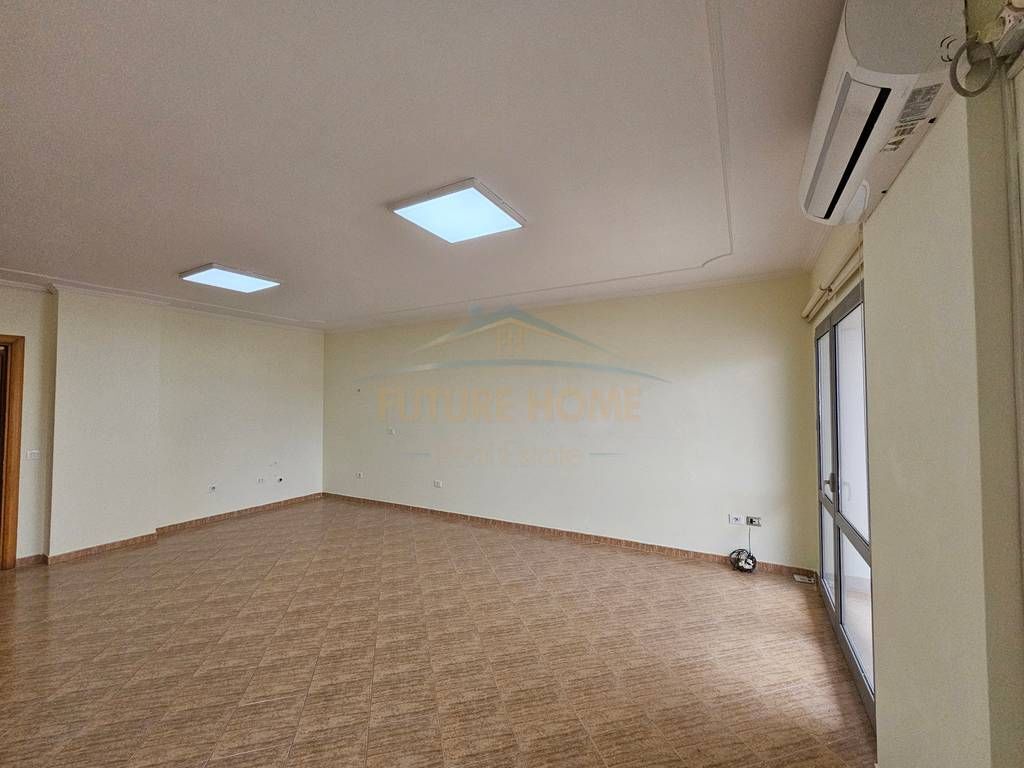 Affitto, Locale Commerciale, Zogu i Zi, Tirane.