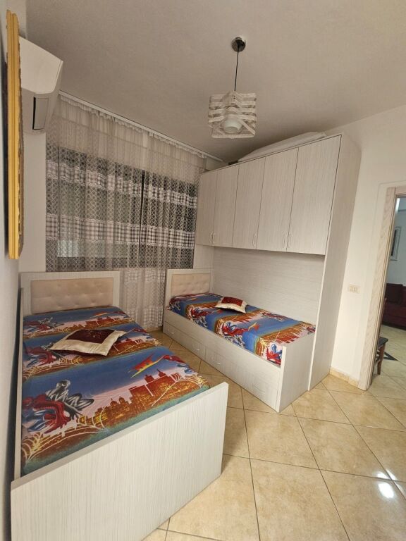 JEPET ME QERA APARTAMENT 2+1 TEK SHKEMBI KAVAJES