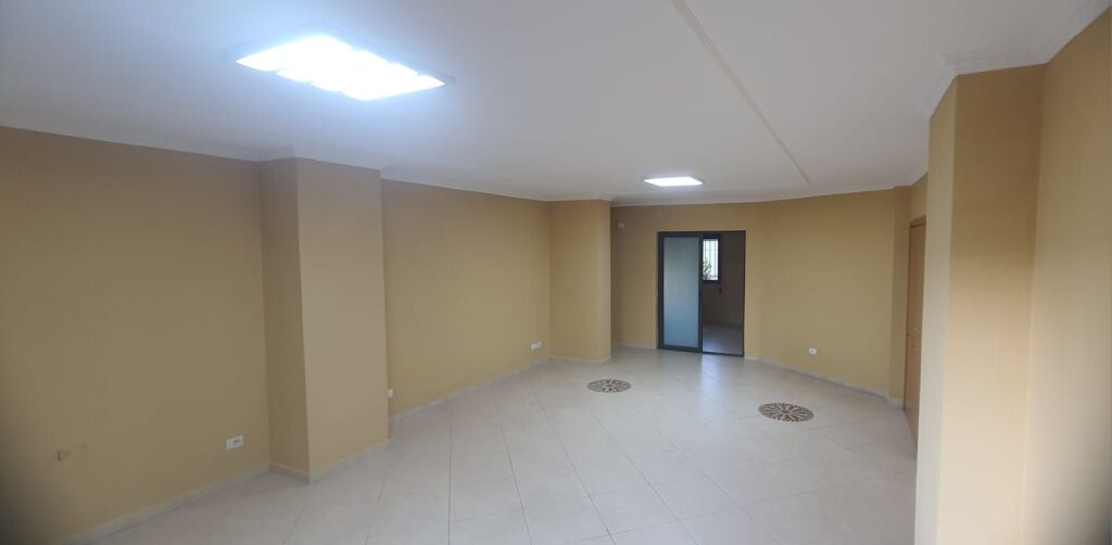 OFFICE SPACE FOR RENT IN THE CENTER