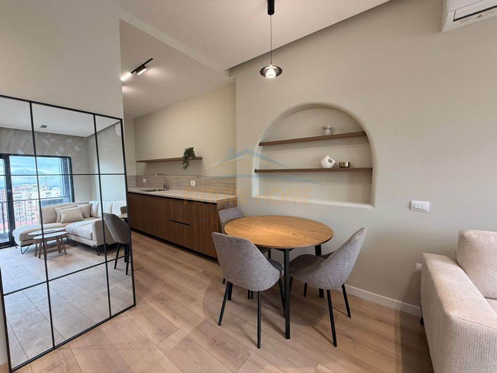 Qira, Apartament 1+1, Rruga e Barrikadave, Tiranë.
