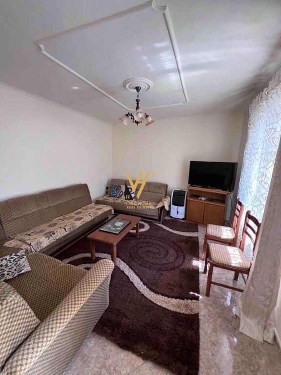 JEPET SHTEPI PRIVATE 2+1 ME QIRA TE JORDAN MISJA 400 EURO