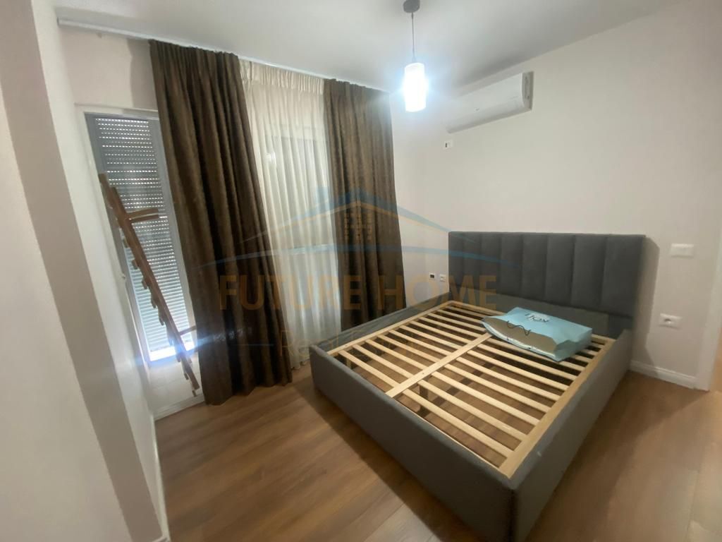Qira, Apartament 2+1, Rruga e Barrikadave, Tiranë.