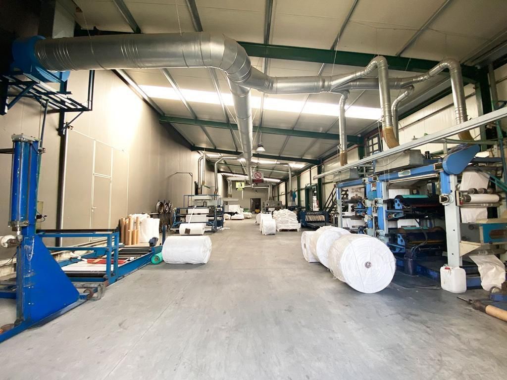Shitet magazinë industriale premium në autostradën Durrës–Tiranë 🚛