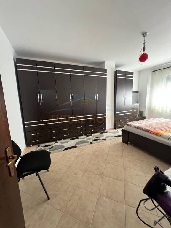 Shitet, Apartament 1+1, Unaza e Re, Tiranë