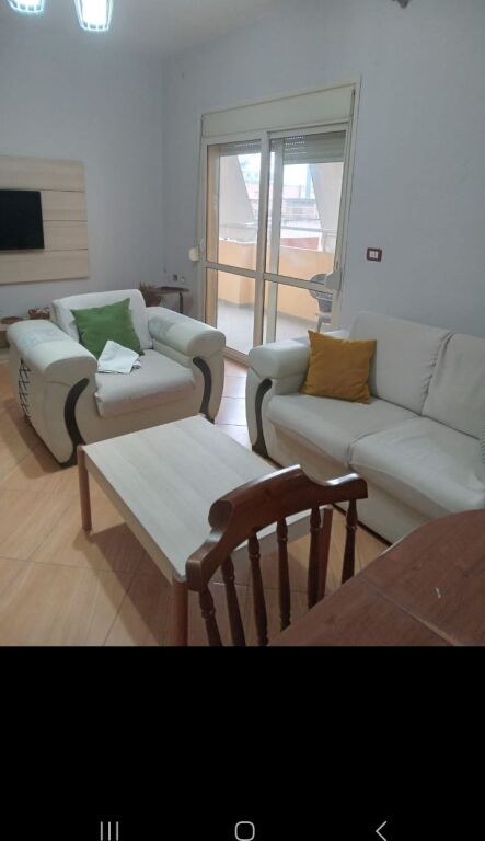 🏡 Jepet me qera apartament 2+1 tek Albano &amp; Romina, Vlorë 🌟