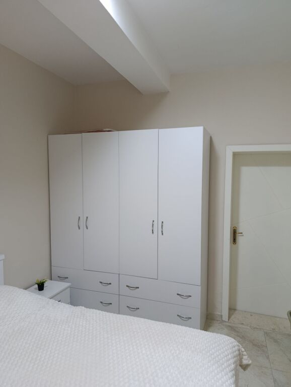 Affitto | Apartament 1 + 1 | Spitali Amerikan 2 | 450 €/mese