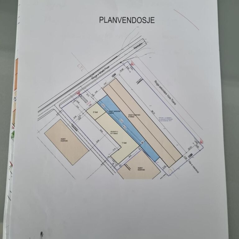 Shitet magazinë industriale premium në autostradën Durrës–Tiranë 🚛