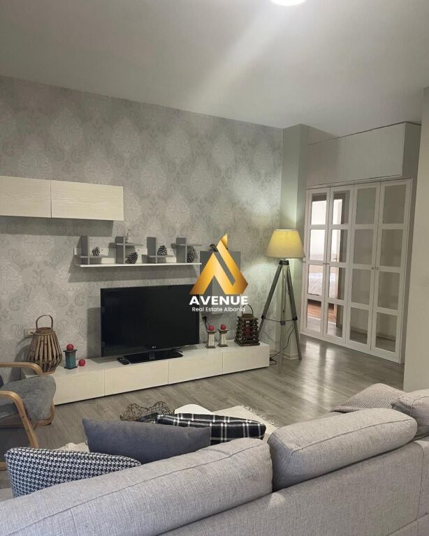 SHITET APARTAMENT 2+1, PRANE ELEONORES, MBI QENDREN KRISTAL, TIRANE