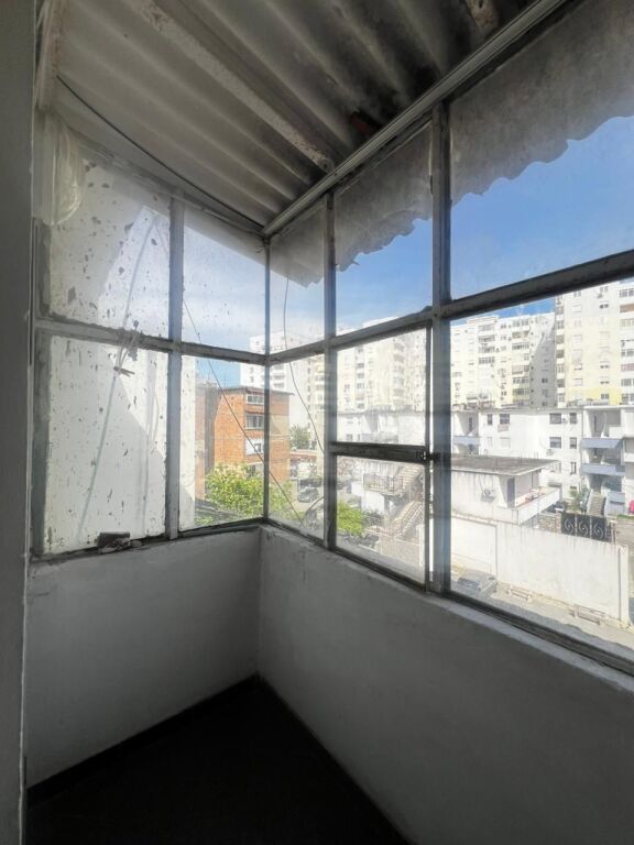 JEPET ME QERA APARTAMENT 1+1 PRANE SHKOLLES QEMAL MICI, DURRES