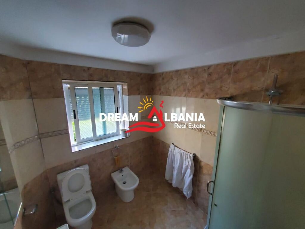 Shitet Apartament 3+1+2WC tek 21 Dhjetori, Prane Kryqezimit (ID 4139191)